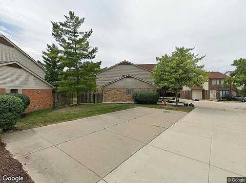 Pineview, SAINT CLAIR SHORES, MI 48081