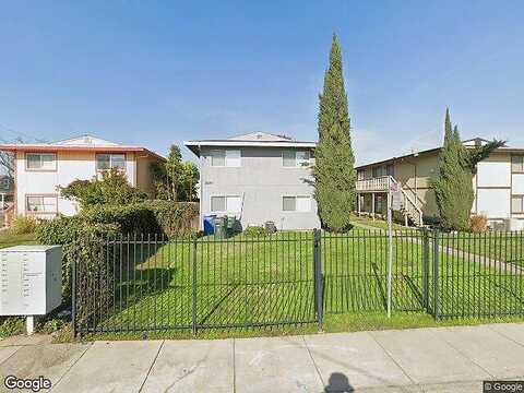 15Th, SACRAMENTO, CA 95822