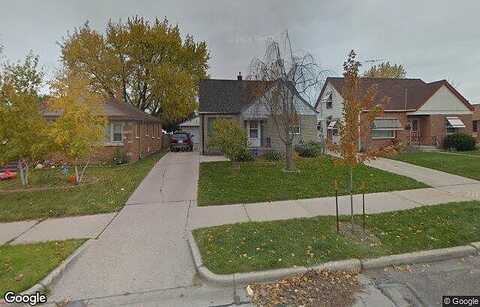 21St, MILWAUKEE, WI 53221