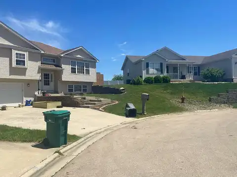 Oak, MARSEILLES, IL 61341