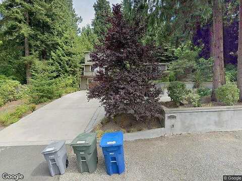 122Nd, BELLEVUE, WA 98005