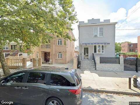 92Nd, OZONE PARK, NY 11417