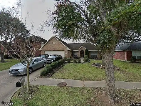 Village Court, ROSENBERG, TX 77471