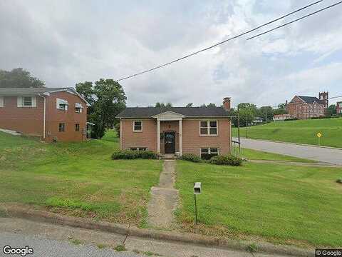 Spruce, DANVILLE, VA 24541