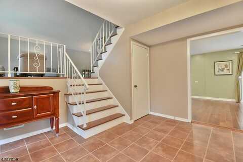 Edgar, WEST ORANGE, NJ 07052