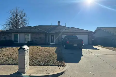 Shorewood, EDMOND, OK 73003