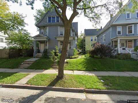 Clybourn, MILWAUKEE, WI 53208