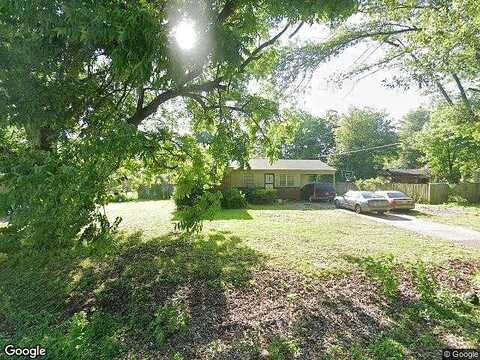 Stacey, MEMPHIS, TN 38109