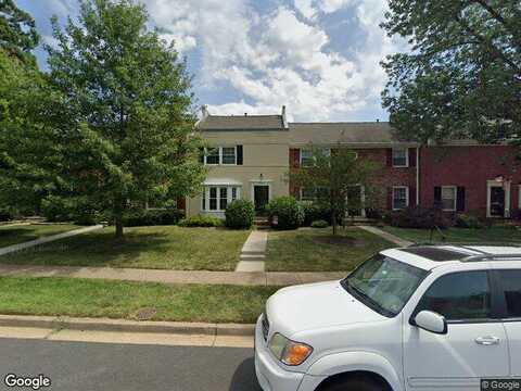 Queenston, SPRINGFIELD, VA 22152