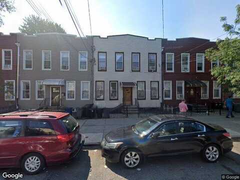 68Th, RIDGEWOOD, NY 11385