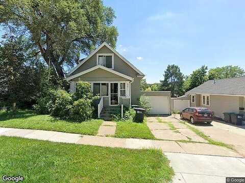 Pinkney, OMAHA, NE 68104