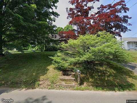 Old Post, NORTHFORD, CT 06472