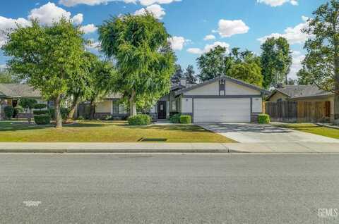7205 Bandolero Way, Bakersfield, CA 93308