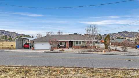 18181 Bowie Street, Tehachapi, CA 93561