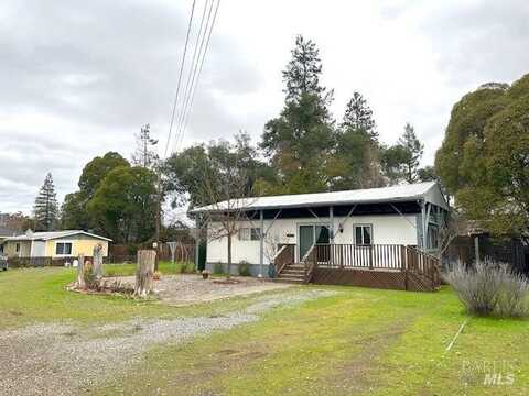 2036 West Street, Ukiah, CA 95482