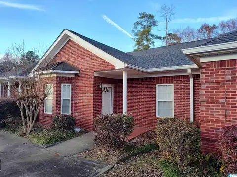 102 W SPRING STREET, SYLACAUGA, AL 35150