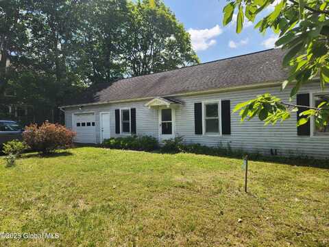 3105 NY-43, Sand Lake, NY 12018