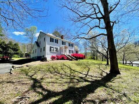 699 Old US 70 Highway E, Black Mountain, NC 28711