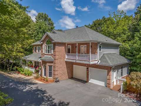 483 Heather Marie Drive, Hendersonville, NC 28792