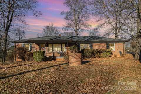 2441 Country Club Road, Lincolnton, NC 28092