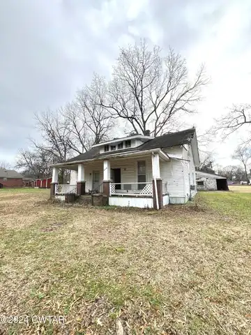 249 E Walnut Street, Dyer, TN 38330