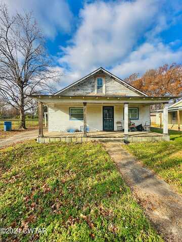 810 S Lexington Street, Trenton, TN 38382