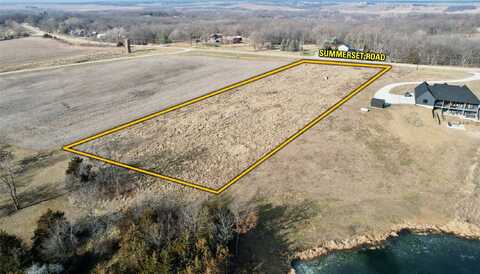 00 Summerset Road, Indianola, IA 50125