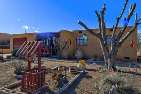 507 RIO GRANDE Drive, Bernalillo, NM 87004