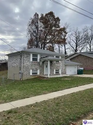 250 Indiana Trail, Radcliff, KY 40160