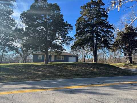 1450 NW Pryor Road, Lees Summit, MO 64081