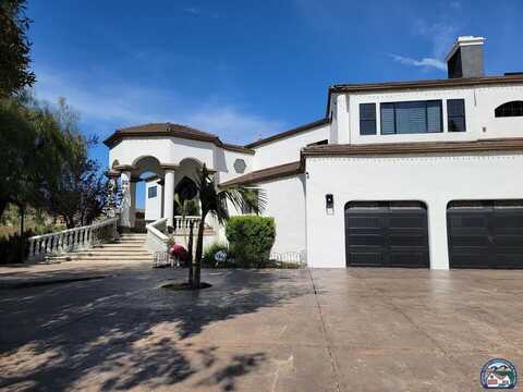 2715 Via Chinarros, Alpine, CA 91901