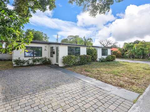 300 SW 23rd St, Fort Lauderdale, FL 33315