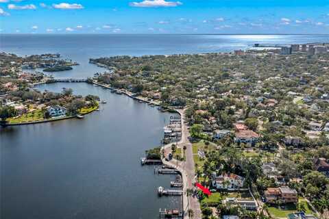 2310 COFFEE POT BOULEVARD NE, Saint Petersburg, FL 33704