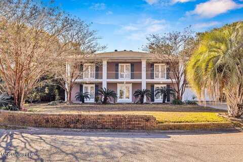 20 Villa Cove Drive, Gulfport, MS 39507