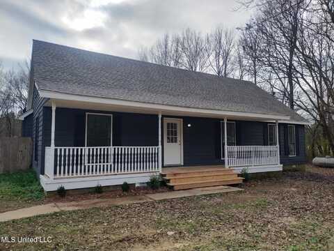 48 Hillview Lane, Senatobia, MS 38668