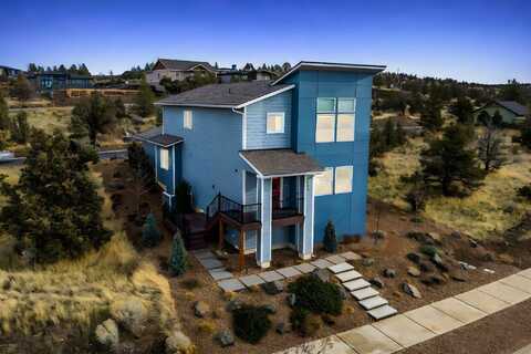 433 SE Larkspur Drive, Madras, OR 97741