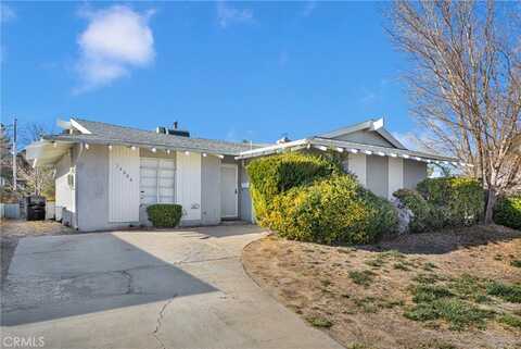 14086 Wimbleton Drive, Victorville, CA 92395