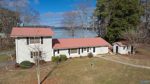 108 Gentle Circle, Scottsboro, AL 35769