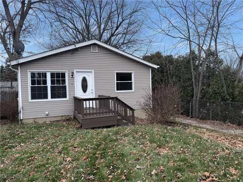 338 Elmwood Avenue, Barberton, OH 44203