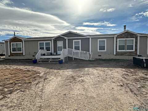 7844 Bronco Place, Hagerman, NM 88232