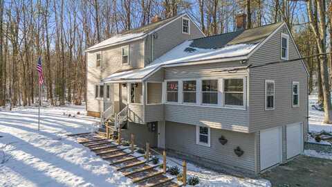 976 Pine Street, Hopkinton, NH 03229