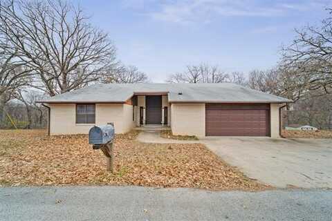 9727 E Redbud Street, Claremore, OK 74017