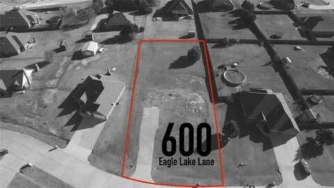 600 Eagle Lake Lane, Newcastle, OK 73065