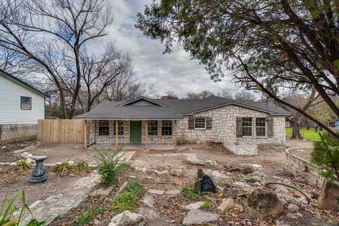 636 Alameda Road, Azle, TX 76020