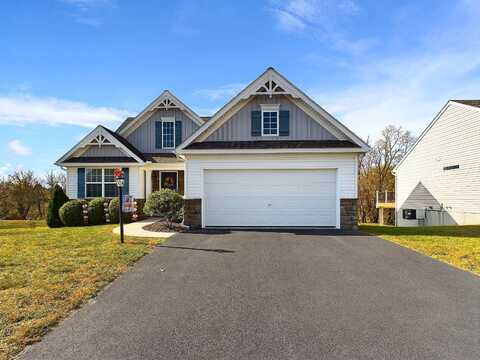 114 Creekview Dr, Paradise, PA 17562