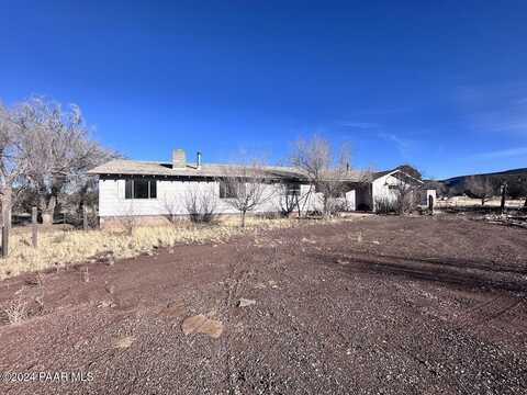 817 W Highland Street, Ash Fork, AZ 86320