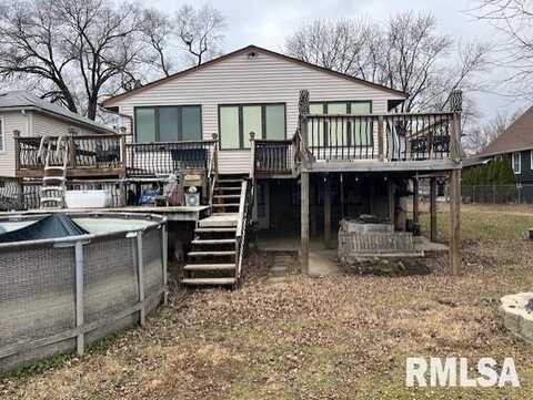 17345 245TH Avenue, Pleasant Valley, IA 52767