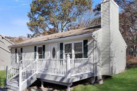 1078 Bear Drive, Bushkill, PA 18324