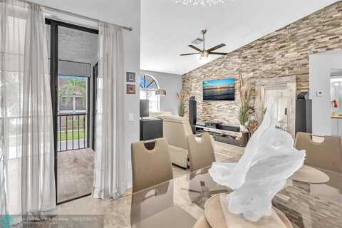 5395 Firenze Dr, Boynton Beach, FL 33437