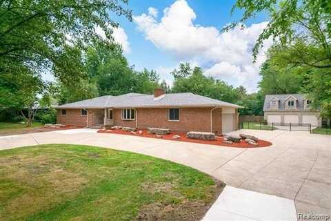 10071 RIVERVIEW, Grosse Ile, MI 48138